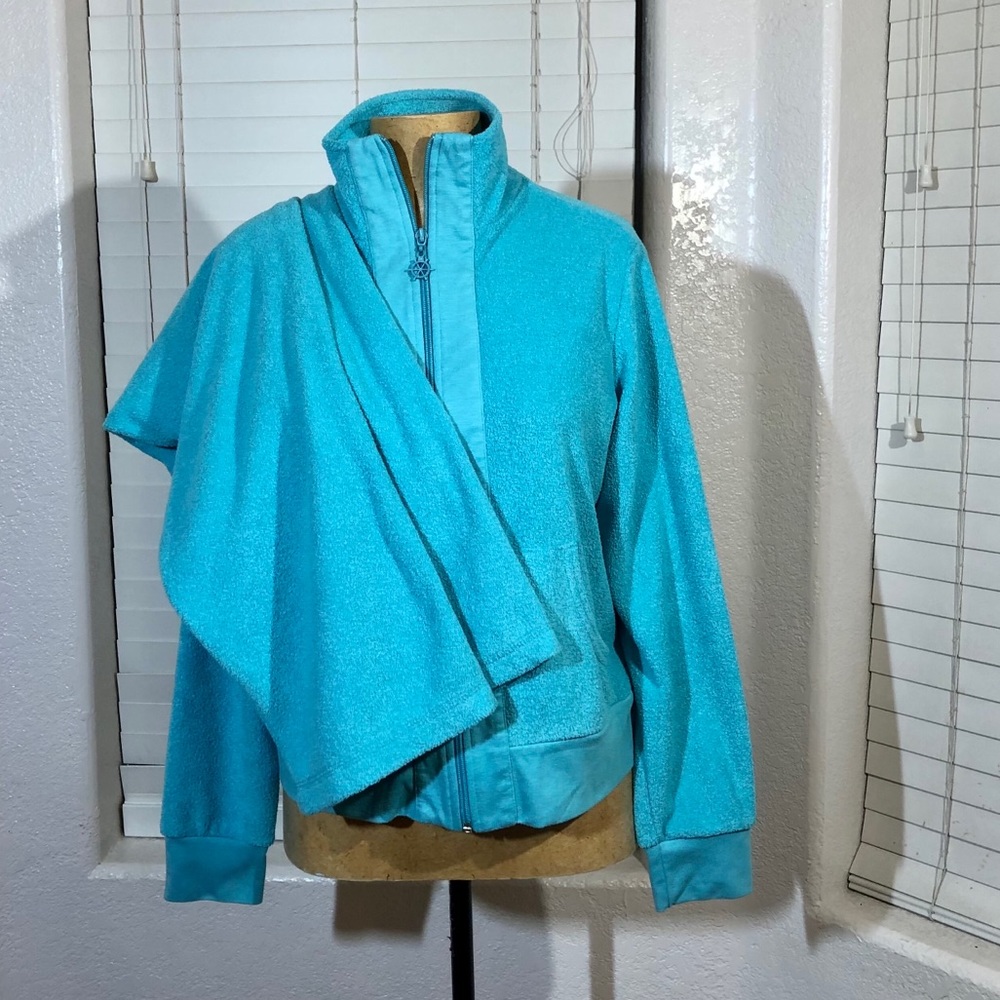 NWOT. OVERWEAR USA women set of pants & jacket active wear PJ blue Size L
